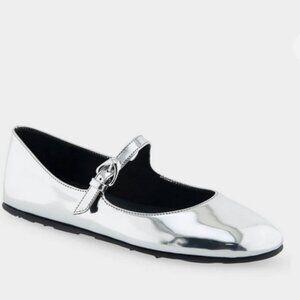 Aerosoles "Perry" Silver Mary Jane flats. NWB Never worn! Size 6